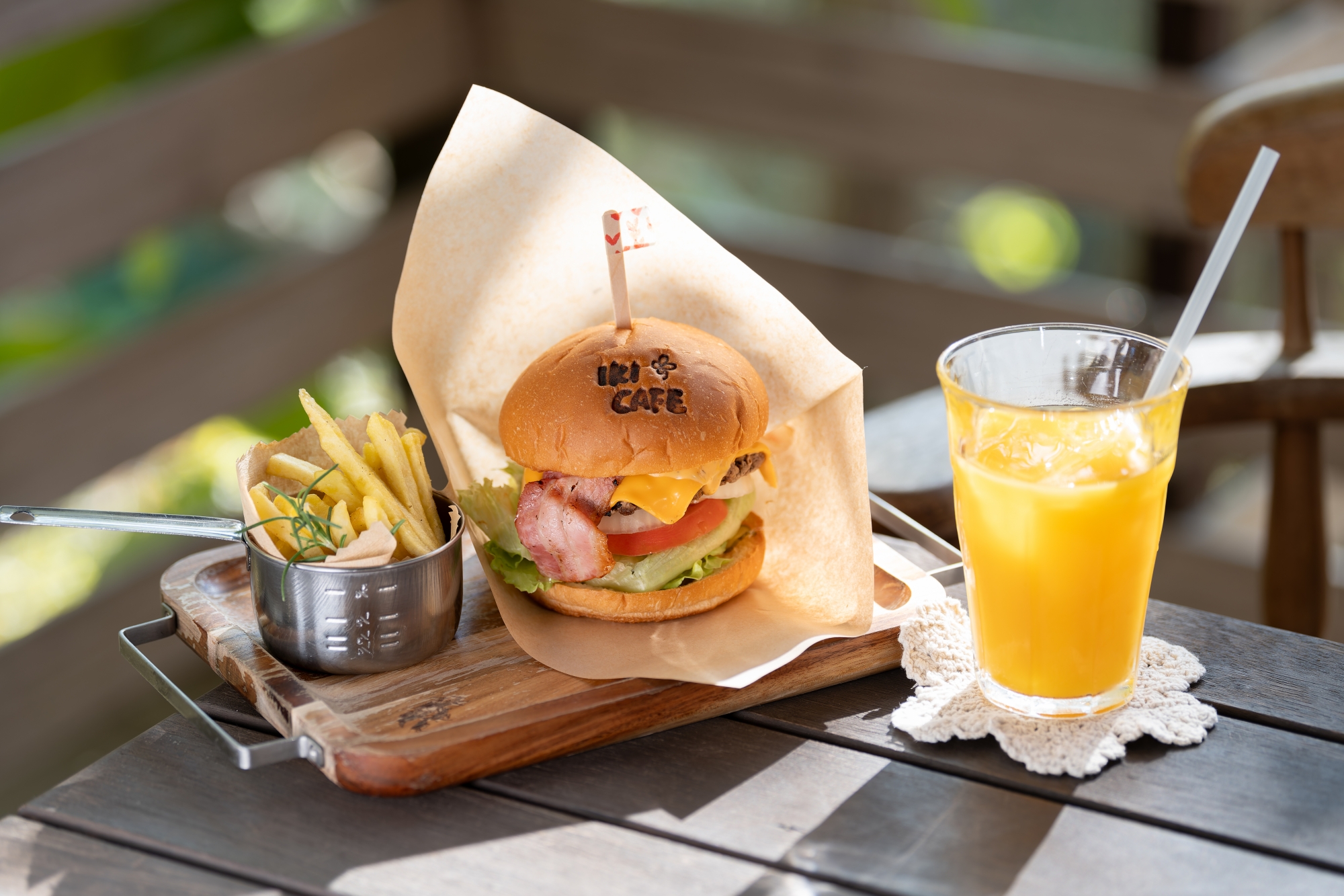 zakka & cafe 生活や(いきいきや)